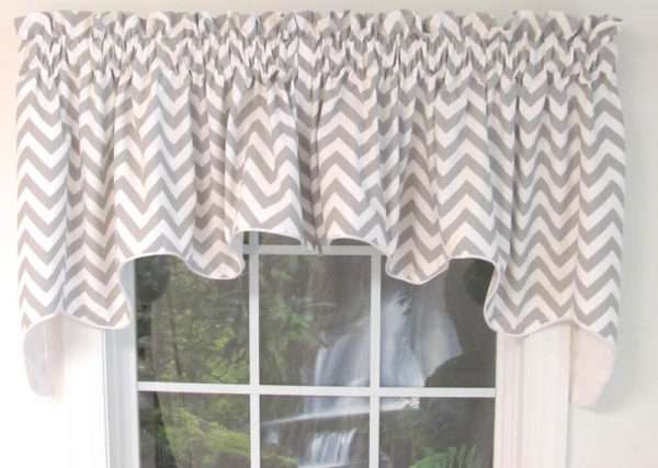 Reston Empress Valance