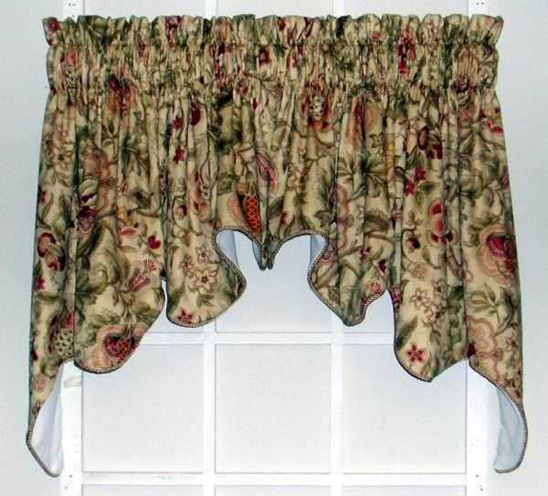 Regency Duchess Valance