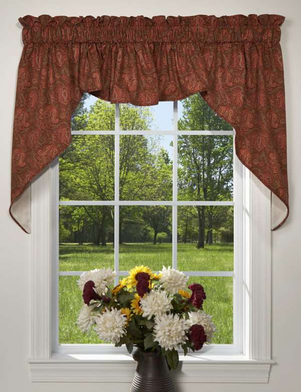Beacon Swag Valance