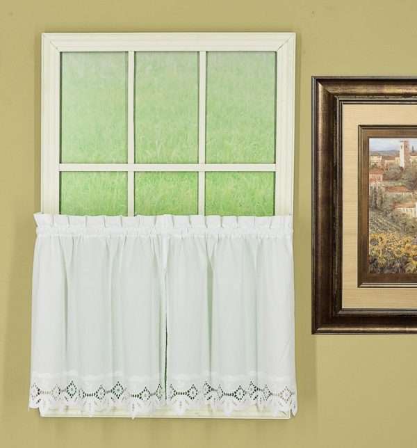 heirloom battenburg tier curtains