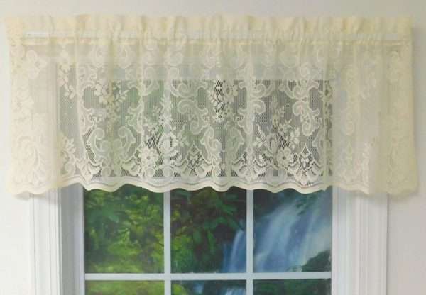 Highland Lace Valance - Image 2