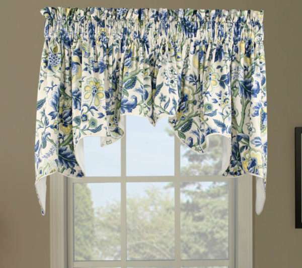 Regency Duchess Valance