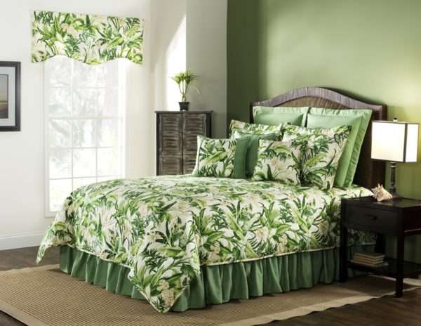 Comforter Set - Wailea Coast Verta (Green Accents) by Thomasville
