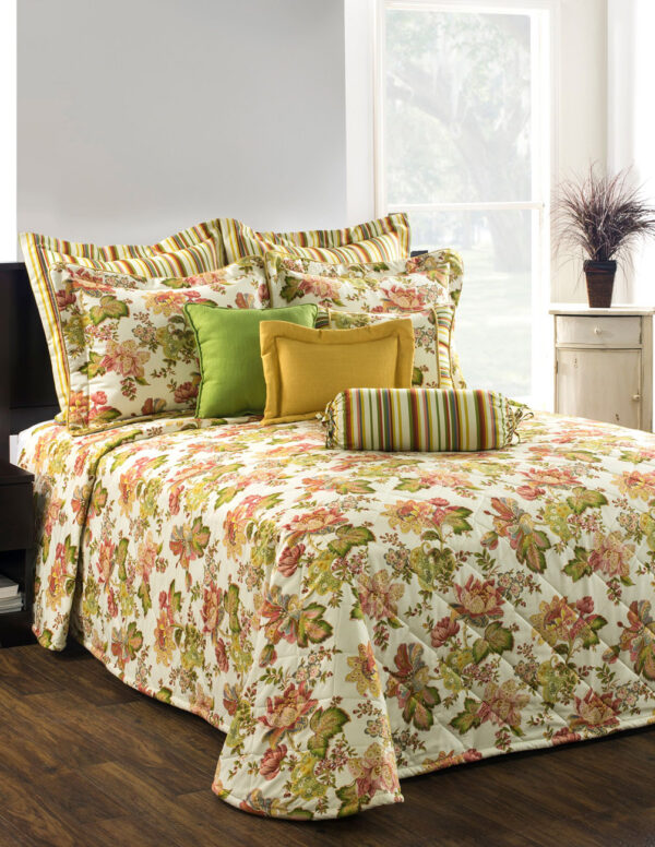 Bedspread - Luxuriance by Thomasville