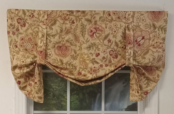 Imperial Dress Tie-up Valance