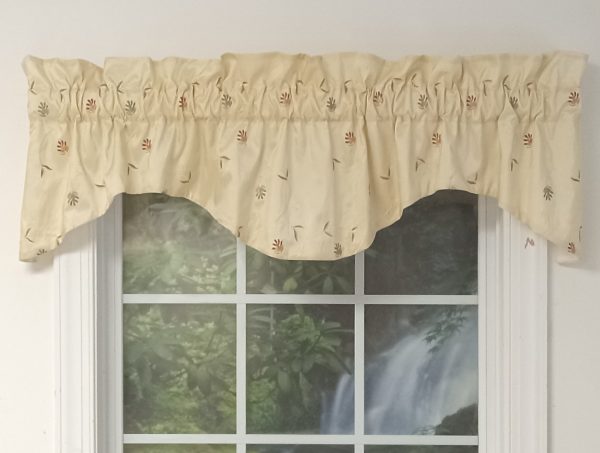 Scallop Taffeta Valance - Silkwood