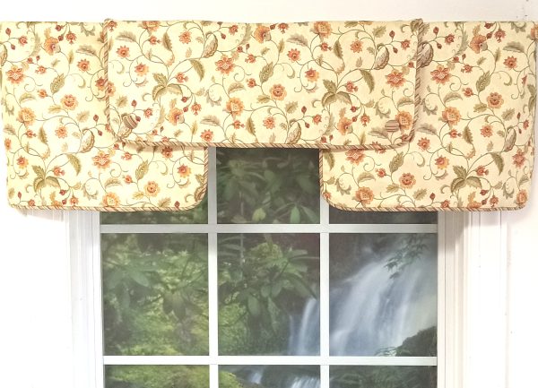 Albion Honeysuckle - Kale 3 pc Valance