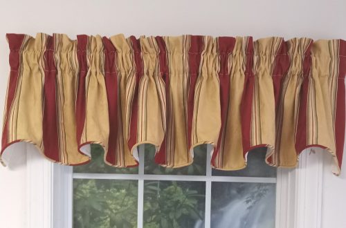 Capulet Stripe Cabernet Scallop Valance